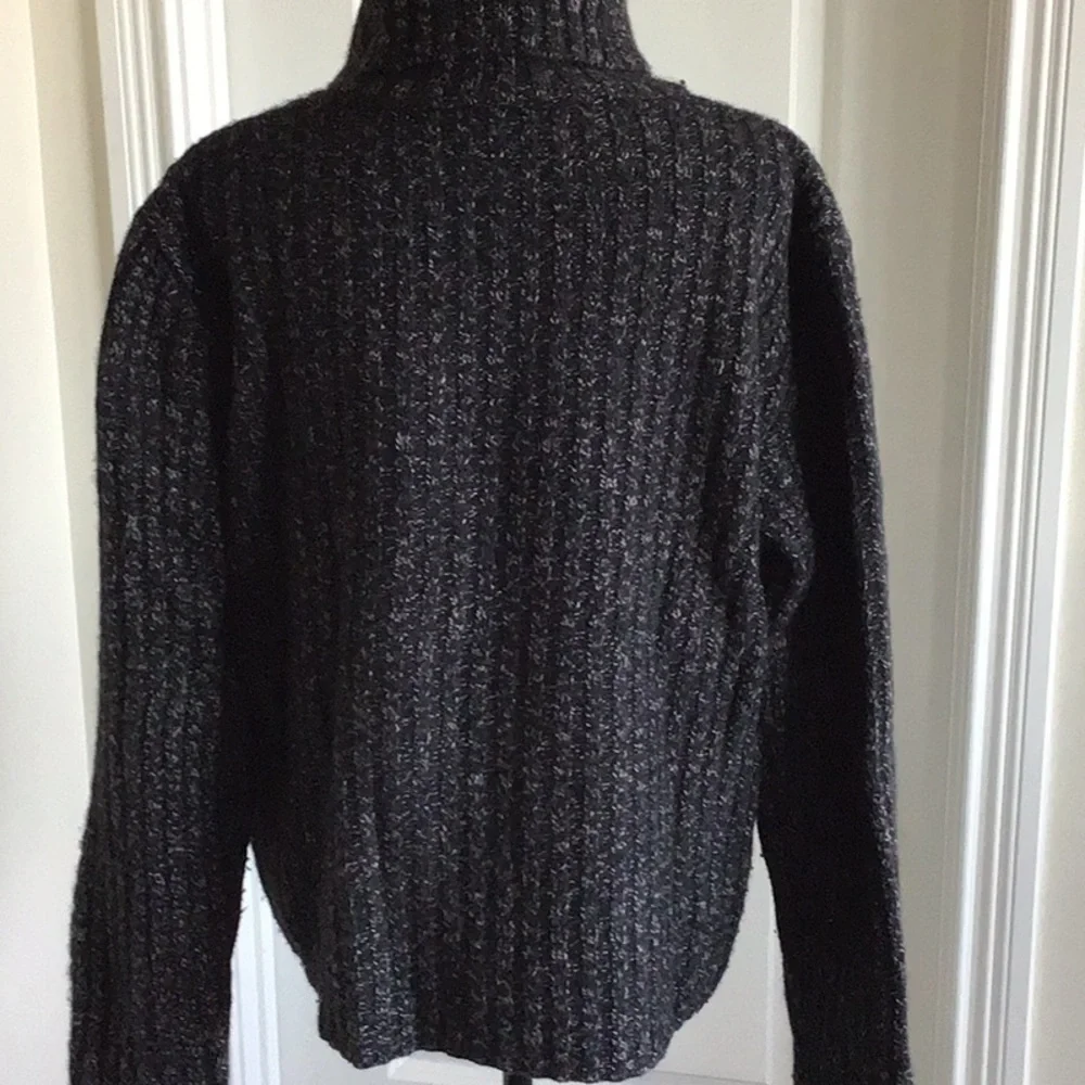 H&M black lambs wool blend button collar turtleneck long sleeve knit sweater M - Picture 12 of 13